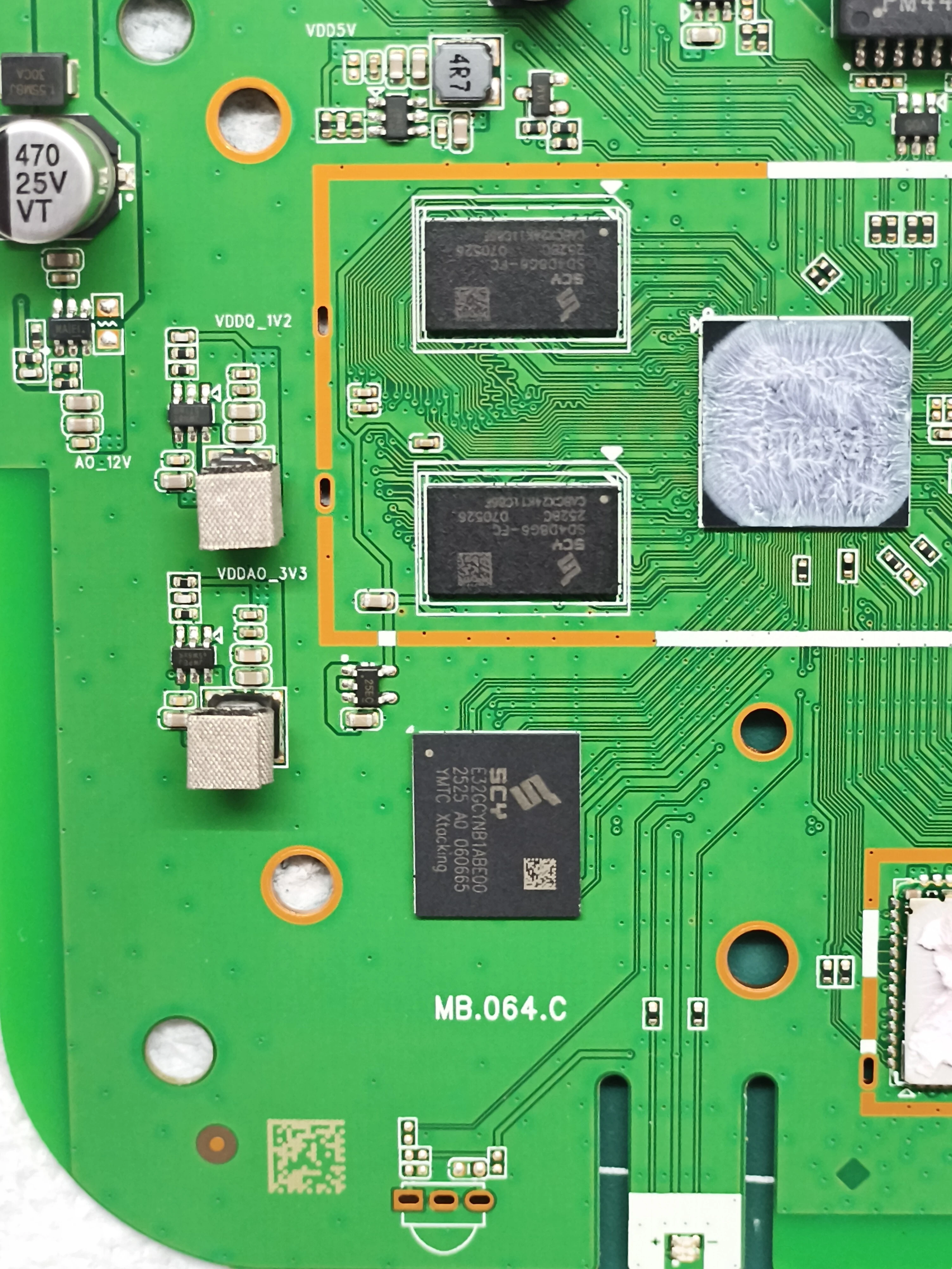 SCY Dual-Channel LPDDR4 Memory Chip SD40D86G-FG Focus - Jio STB IPSTB JMSC200A2_J PCB